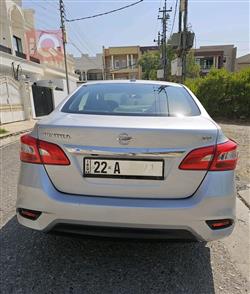 نیسان سێنترا